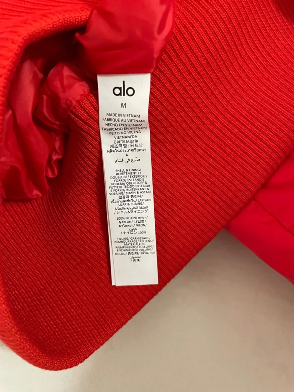 ALO Yoga NWT Cropped Atmosphere Puffer Bright Red Size M